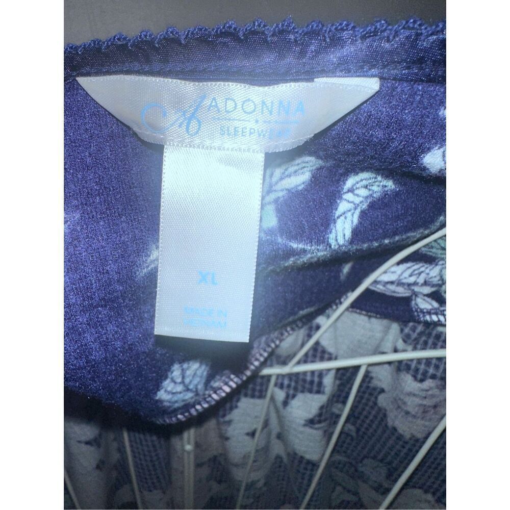 Beautiful Rare Vintage ADONNA SLEEPWEAR Floral Housecoat Lounge Dress Robe Snap - Picture 8 of 11